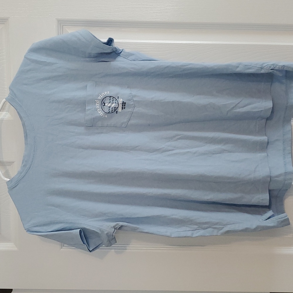 Vineyard vines pocket tee shirt
